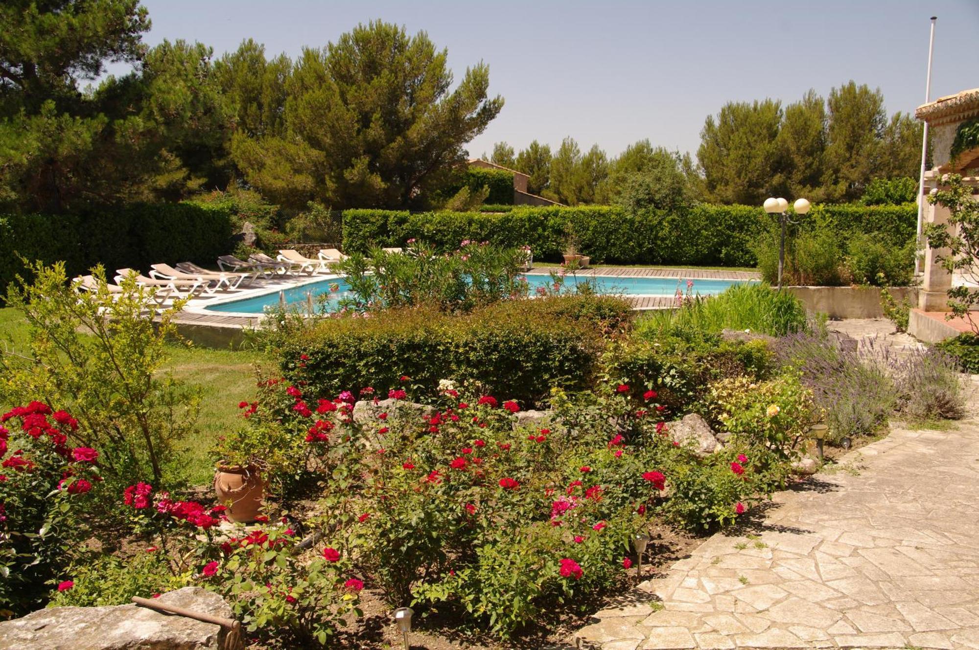 Residence Le Saint Victor Fontvieille Exterior photo