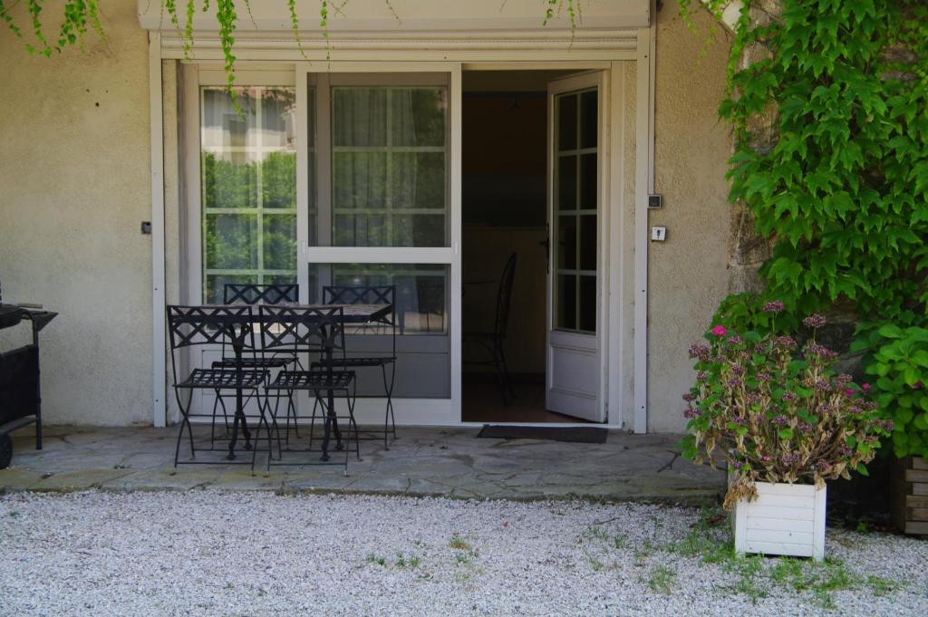 Residence Le Saint Victor Fontvieille Exterior photo