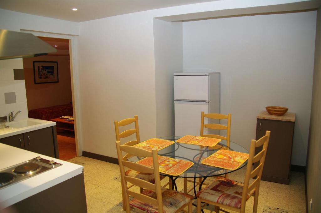 Residence Le Saint Victor Fontvieille Exterior photo